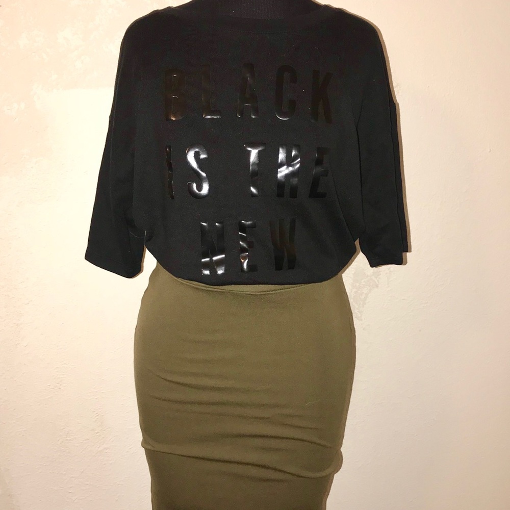 Black is the new black tee